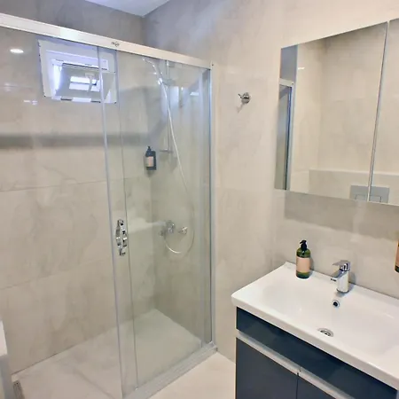 The Yk Hotel *