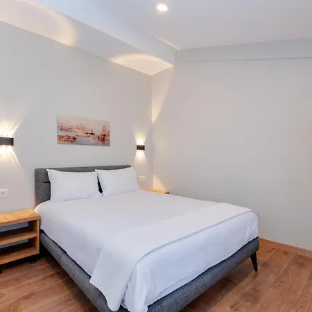 Hotel The Yk *