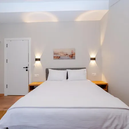 Hotel The Yk *