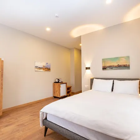 The Yk Hotel